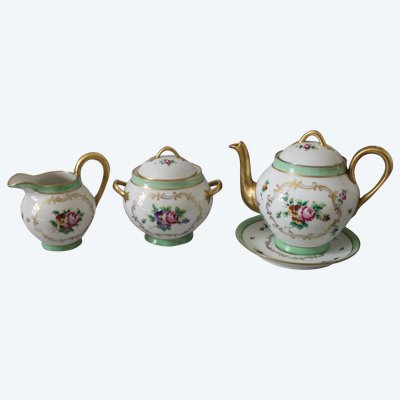 Part of a Samson porcelain tea service: teapot, sugar bowl, milk jug