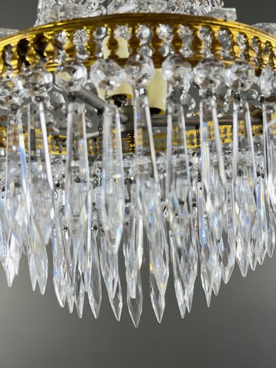Lampadario a cesto in cristallo e bronzo dorato, stile Luigi XVI, fine XIX secolo