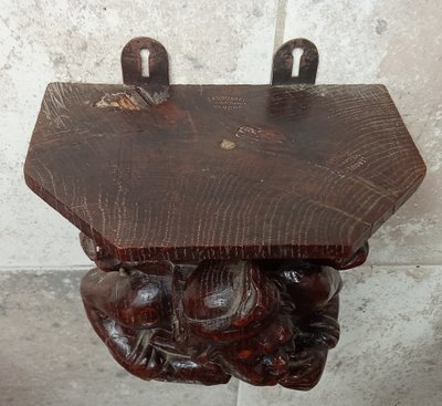 Ancienne console d applique étagère bois sculpté style néo gothique 