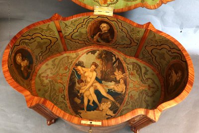 Large marquetry box