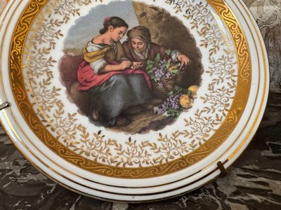 Pair of plates in D'Uzès porcelain
