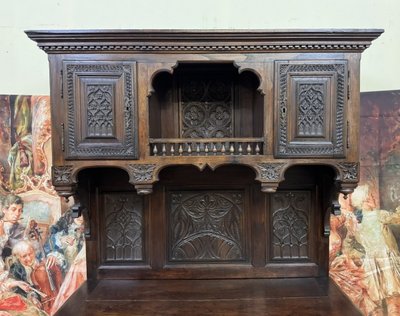 Cabinet Style Renaissance En Bois Sculpté vers 1850