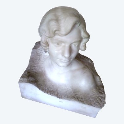 Busto in marmo di Carrara firmato Vastok