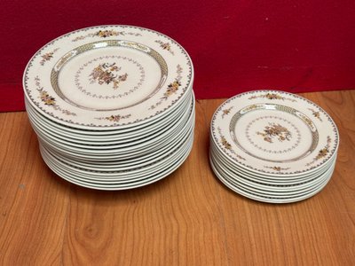 Royal Doulton Service
