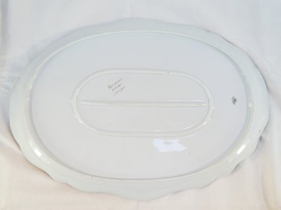 Large Soup tureen and its Presentation Dish in LIMOGES Porcelain