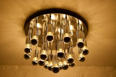 Atomic" Sciolari-style ceiling light.