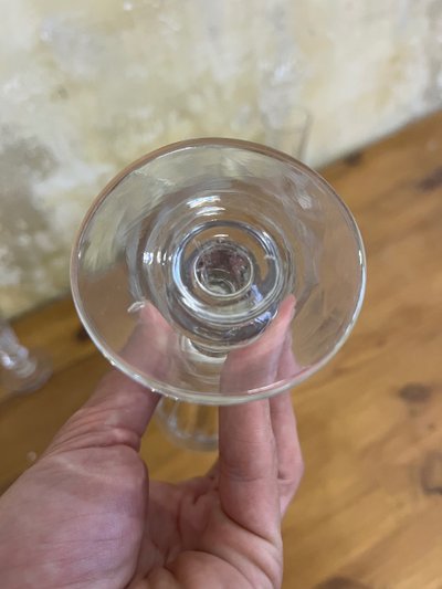 6 Napoleon III cut crystal champagne flutes