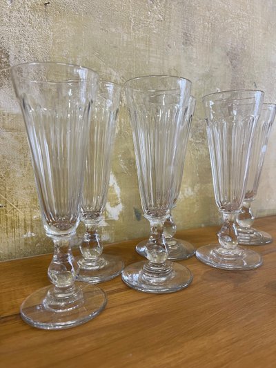 6 Napoleon III cut crystal champagne flutes