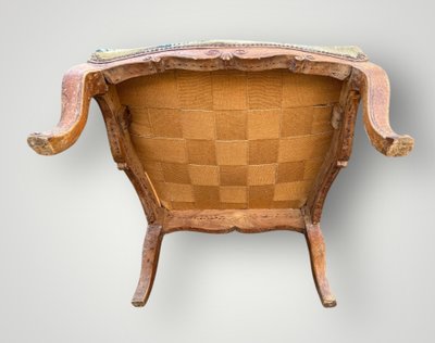 Poltrona in faggio intagliato e modanato di epoca Regency Luigi XV - XVIII secolo