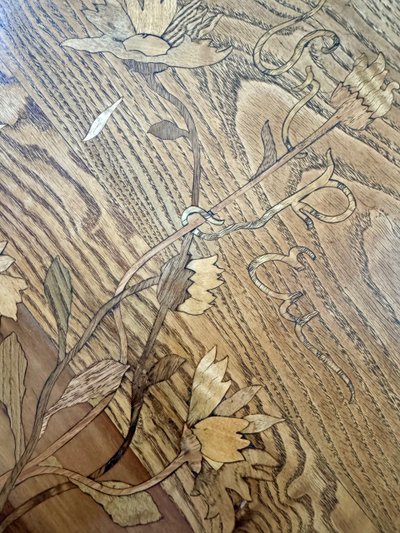 Art Nouveau pedestal table signed Gallé