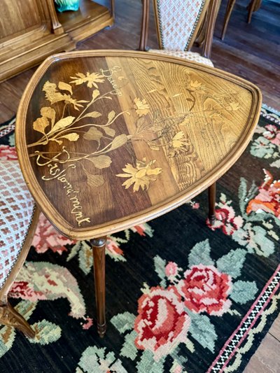 Art Nouveau pedestal table signed Gallé