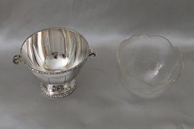 Bol et coupe à caviar en métal argenté  Art Déco époque 20ème