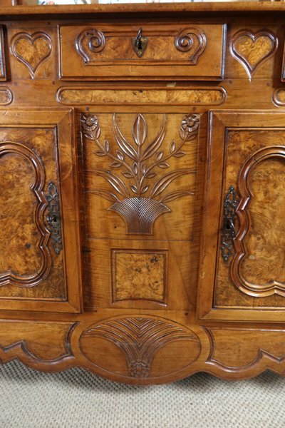 Buffet vaisselier XVIIIème siècle