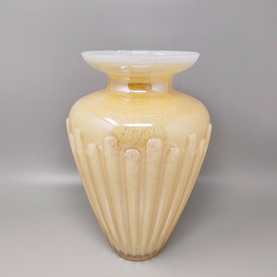 1960er Jahre Erstaunliche beige Vase von Michielotto. Hergestellt in Italien