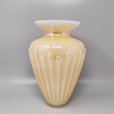 1960er Jahre Erstaunliche beige Vase von Michielotto. Hergestellt in Italien