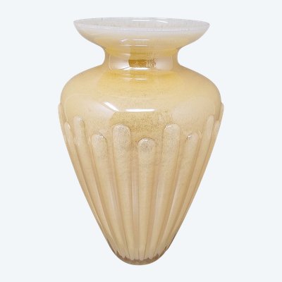 1960er Jahre Erstaunliche beige Vase von Michielotto. Hergestellt in Italien