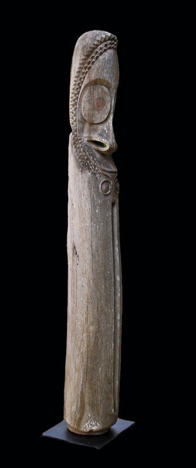 Slotted drum, Traditional Oceanian Instrument, Tribal Art, Pacific sculpture, 235 cm