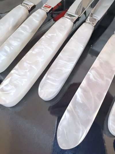 12 Vintage table knives and 12 dessert knives - Mother-of-pearl-effect handles and stainless steel blades