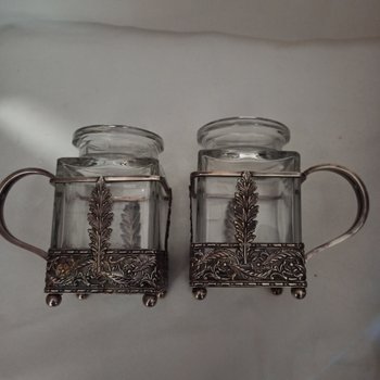Flacons à condiments