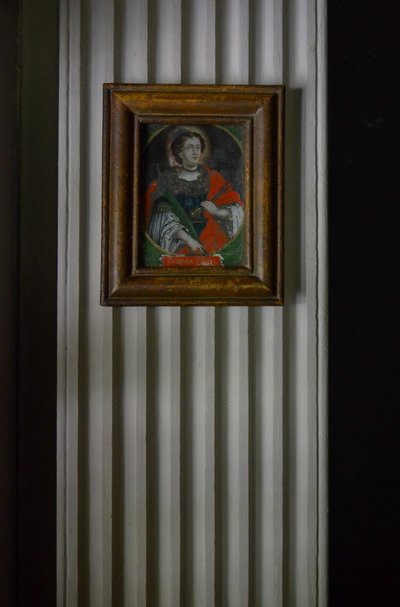 Peinture sur verre représentant Sainte Ursule 