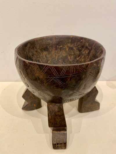 Coupe en bois sculpté MOSSI du Burkina Faso