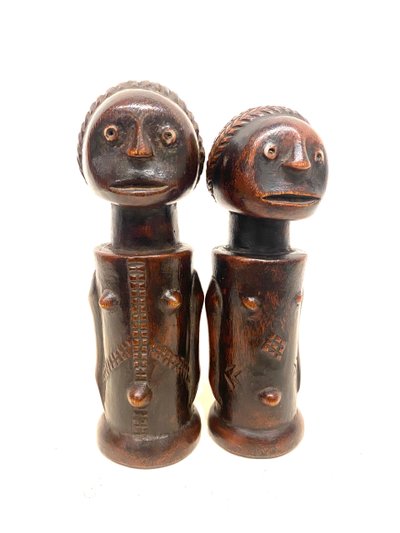 Couple de poupées Mpundu TABWA de RDC