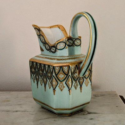 Paris, Restoration period - porcelain milk jug - troubadour, à la cathédrale