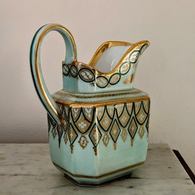 Paris, Restoration period - porcelain milk jug - troubadour, à la cathédrale