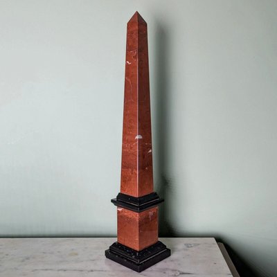 Souvenir du Grand Tour - grand obelisque en deux marbres