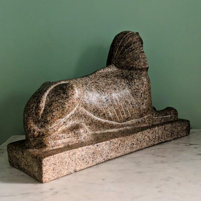 Egyptomanie - Important ancient Egyptian sphinx - Aswan granite style