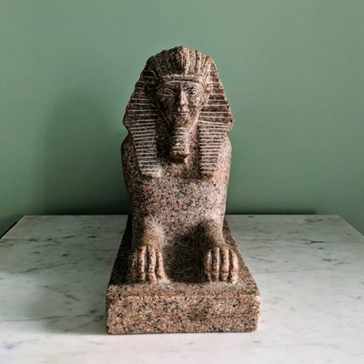 Egyptomanie - Important ancient Egyptian sphinx - Aswan granite style