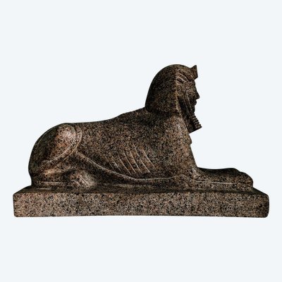 Egyptomanie - Important ancient Egyptian sphinx - Aswan granite style