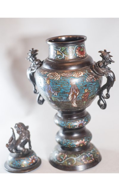 Grand brûle-parfum bronze polychrome, Chine, fin XIXéme-Début XXème