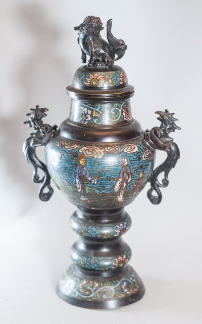 Grand brûle-parfum bronze polychrome, Chine, fin XIXéme-Début XXème