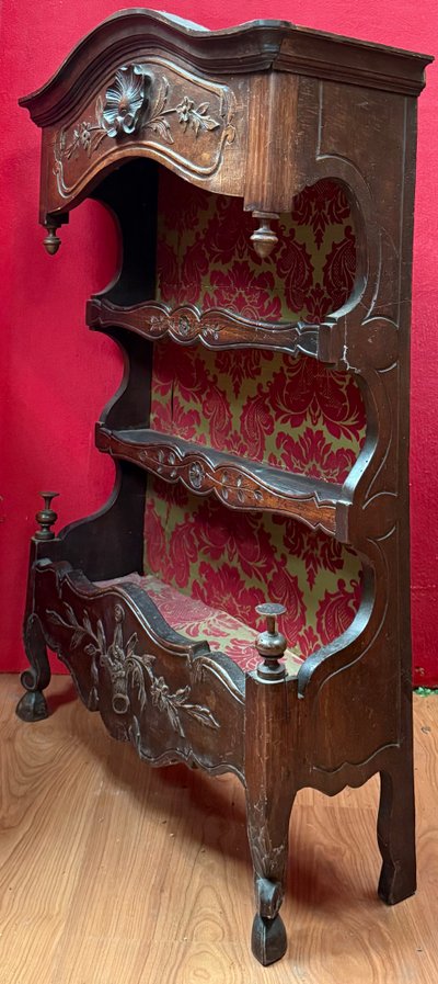 Geschirrschrank