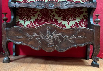 Geschirrschrank