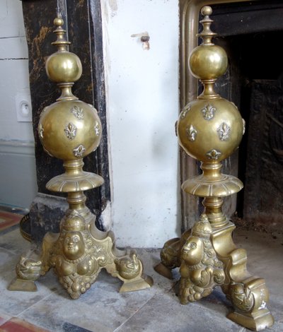 Pair of large Royalist andirons with marmosets, Louis XIV style