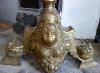 Pair of large Royalist andirons with marmosets, Louis XIV style