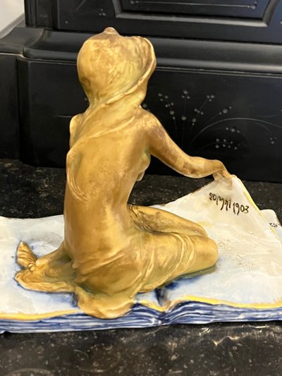 Statuette Ernst Wahliss Autriche Art Nouveau 1900