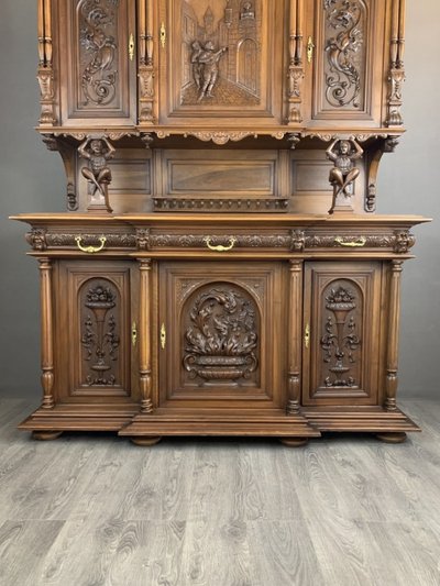 Carved Walnut Sideboard – Renaissance Style – Late 19th Century