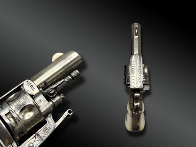 Luxury REVOLVER bulldog box called Puppy - Liège, Belgium - XIXth century
