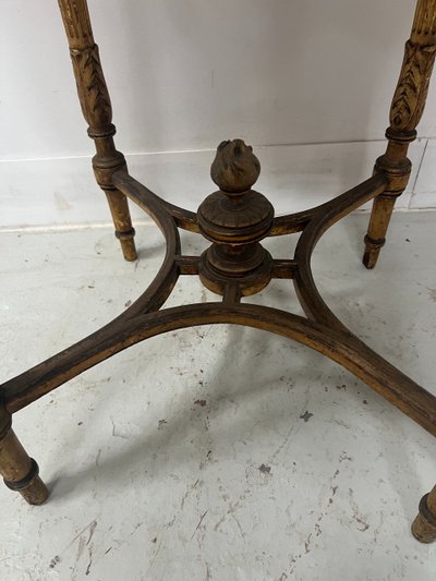 Guéridon de style Louis XVI en bois et stuc doré XIX siècle