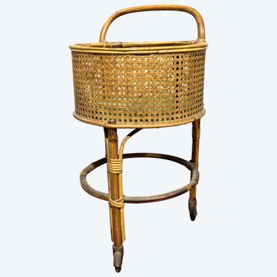 Chariot design en rotin