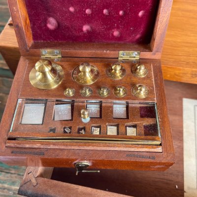 Pharmacy scale - Becker's Sons - 1889 - Complete with original weights
