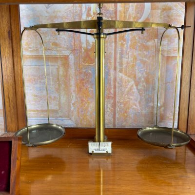 Pharmacy scale - Becker's Sons - 1889 - Complete with original weights