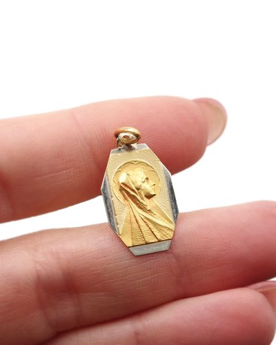 Pendentif Art Deco Vierge Marie en or 18 karats et platine, médaille religieuse, medaille Art deco