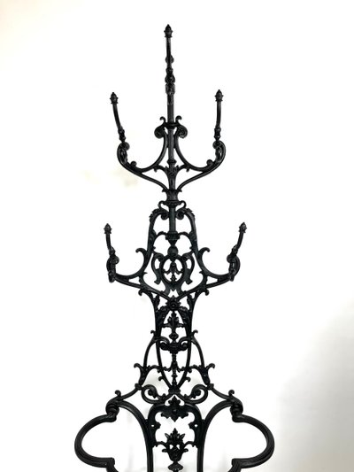 Majestueux Porte-Manteau Porte-Parapluie en Fonte – Style Art Nouveau – 19ème – Brasserie Parisienne