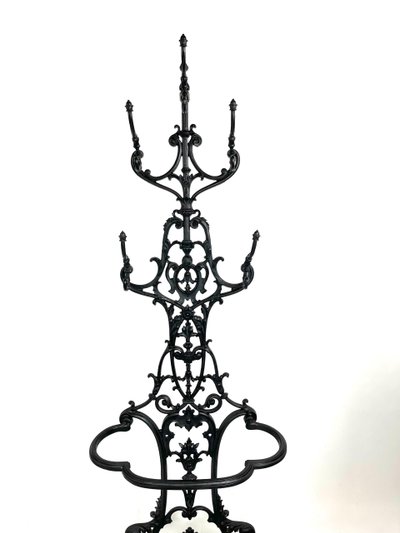 Majestueux Porte-Manteau Porte-Parapluie en Fonte – Style Art Nouveau – 19ème – Brasserie Parisienne