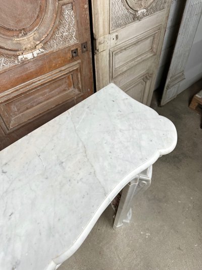 Kamin in Weiß Stil Louis XV Epoche 19.