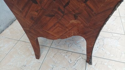 Cassettone curvo Luigi XV in palissandro intarsiato